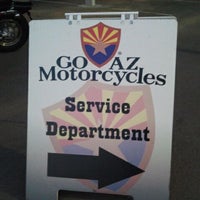 Photo prise au Go AZ Motorcycles par Maria L. le9/15/2011
