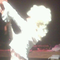 รูปภาพถ่ายที่ Diva&amp;#39;s Nightclub โดย Joshua B. เมื่อ 5/29/2011