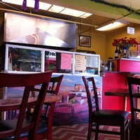 Photo taken at Go Getters Deli by Stephen G. on 8/7/2011