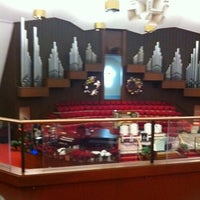 Photo taken at Brentwood Baptist Church by Nettie D. on 12/25/2011