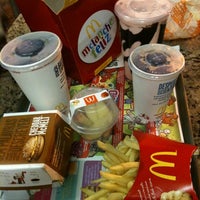 Photo taken at McDonald&amp;#39;s by Bruna L. on 3/5/2012