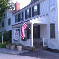 Foto tirada no(a) Colby Hill Inn por Larry L. em 7/30/2012