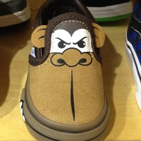 vans store stonestown