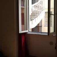 Photo taken at La Controra Hostel Rome by Martin O. on 8/5/2012