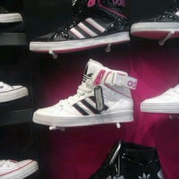 Photo taken at Foot Locker by Esther I. on 9/12/2012