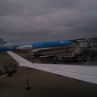 Photo taken at Gate B3 by Walter v. on 6/12/2012