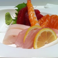 7/17/2012にJason M.がYoki Japanese Restaurantで撮った写真