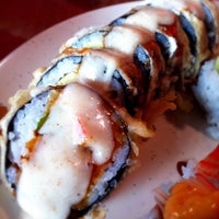 Foto diambil di Ikko Sushi oleh NOM NOM Boris pada 2/15/2012