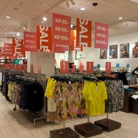 CC Vest - Shopping Mall in Lilleaker