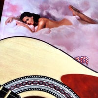 Foto diambil di Long &amp;amp; McQuade Musical Instruments oleh Marleh M. pada 8/10/2012