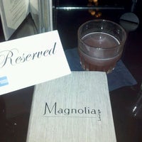 รูปภาพถ่ายที่ Magnolia Lounge โดย William G. เมื่อ 10/23/2011