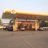 Foto tomada en Shell  por Bonyamin K. el 7/26/2012