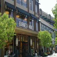 Barnes Noble Cafe Now Closed 210 Americana Way