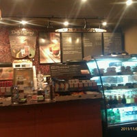 Photo taken at Starbucks by Ozlem D. on 11/2/2011