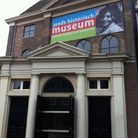 รูปภาพถ่ายที่ Joods Historisch Museum โดย Marc L. เมื่อ 10/30/2011