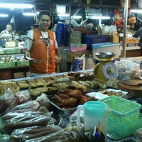 Photo taken at Saparn 2 Market by Chon L. on 8/7/2012