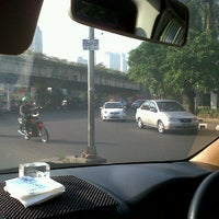 Review makam karet tengsing