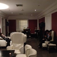 Das Foto wurde bei Ambasciatori Place Hotel von Cristian U. am 2/25/2012 aufgenommen