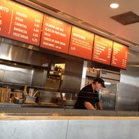 Photo taken at Chipotle Mexican Grill by Jon K. on 11/11/2011