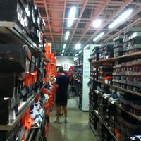 nike factory woodbury