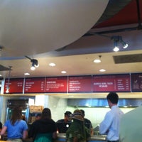Photo taken at Chipotle Mexican Grill by Noe on 8/29/2012