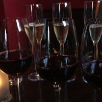 Foto diambil di Veritas Wine Bar oleh Violet C. pada 8/31/2012