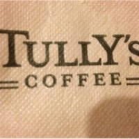 Photo taken at Tully&amp;#39;s Coffee by Bruford on 7/4/2012