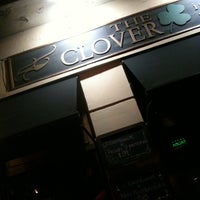Photo taken at The Clover by La Peke @. on 9/10/2011