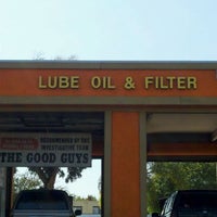 Photo taken at Econo Lube N&amp;#39; Tune &amp;amp; Brakes by Veronica P. on 9/13/2011