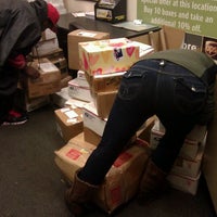 10/27/2011에 TRST님이 The UPS Store에서 찍은 사진