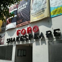 รูปภาพถ่ายที่ Foro Shakespeare โดย José G. เมื่อ 9/17/2011