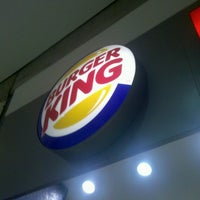 Photo taken at Burger King by Gustavo P. on 8/5/2012