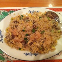 รูปภาพถ่ายที่ Noodles Delight โดย Takayoshi S. เมื่อ 2/21/2012