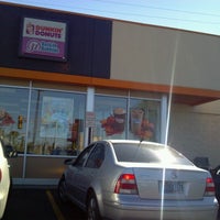 Photo taken at Dunkin&amp;#39; by Leo T. on 9/8/2012