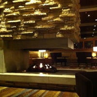 4/25/2012にSergio B.がHearth Loungeで撮った写真