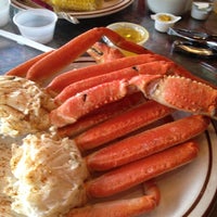 รูปภาพถ่ายที่ Preston&amp;#39;s Seafood Buffet โดย Rachel D. เมื่อ 6/24/2012