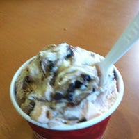 Photo taken at Coldstone Creamery by Victoria S. on 7/6/2012