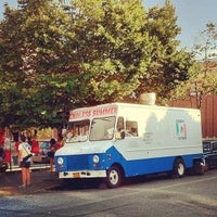 Photo taken at Endless Summer Taco Truck by Zahid Z. on 7/8/2012