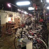 Photo taken at F.I.Gbike by 小堤 公. on 12/15/2011