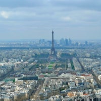 Das Foto wurde bei Aussichtsplattform des Tour Montparnasse von Mike am 1/26/2011 aufgenommen