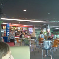 Photo taken at Burger Wood by Александр С. on 7/14/2012