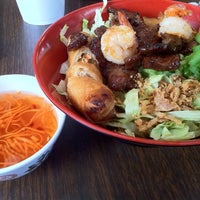 Photo taken at Hu-Dat Oriental Restaurant by Lynda P. on 2/28/2012
