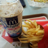 Photo taken at McDonald&amp;#39;s by Gwendolyn W. on 6/5/2012