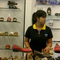 scholl shoes sunway pyramid