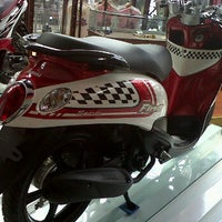 Photo taken at Yamaha Flagship Shop Jakarta by sonny k. on 1/19/2012