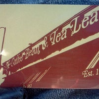 Foto tirada no(a) The Coffee Bean &amp; Tea Leaf por Aleks S. em 2/9/2012