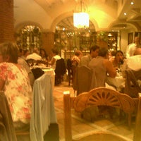 Photo taken at Restaurante El Cabildo by Pedro L. on 10/18/2011