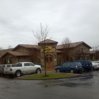 Photo taken at Olive Garden by BOB O. on 11/27/2011