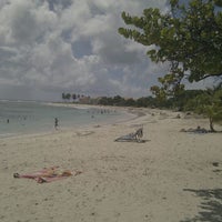 Plage Des Raisins Clairs Beach In Saint François