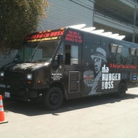 Photo taken at Da Burger Boss Truck by W X. on 5/25/2011